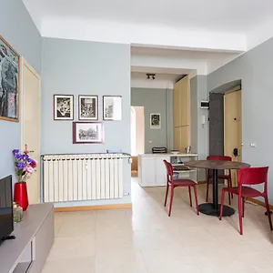 your-nest-in-milan-city-center-apartment.it-lombardy.com/