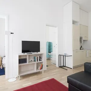 Apartment Primopiano - Astolfo 12 Mailand